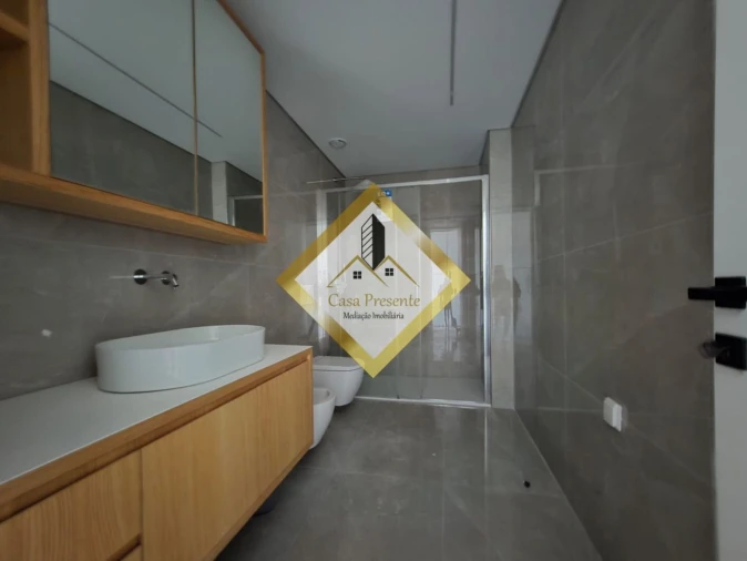 Apartamento T1 para Venda em Mafamude e Vilar do Paraíso Foto 11