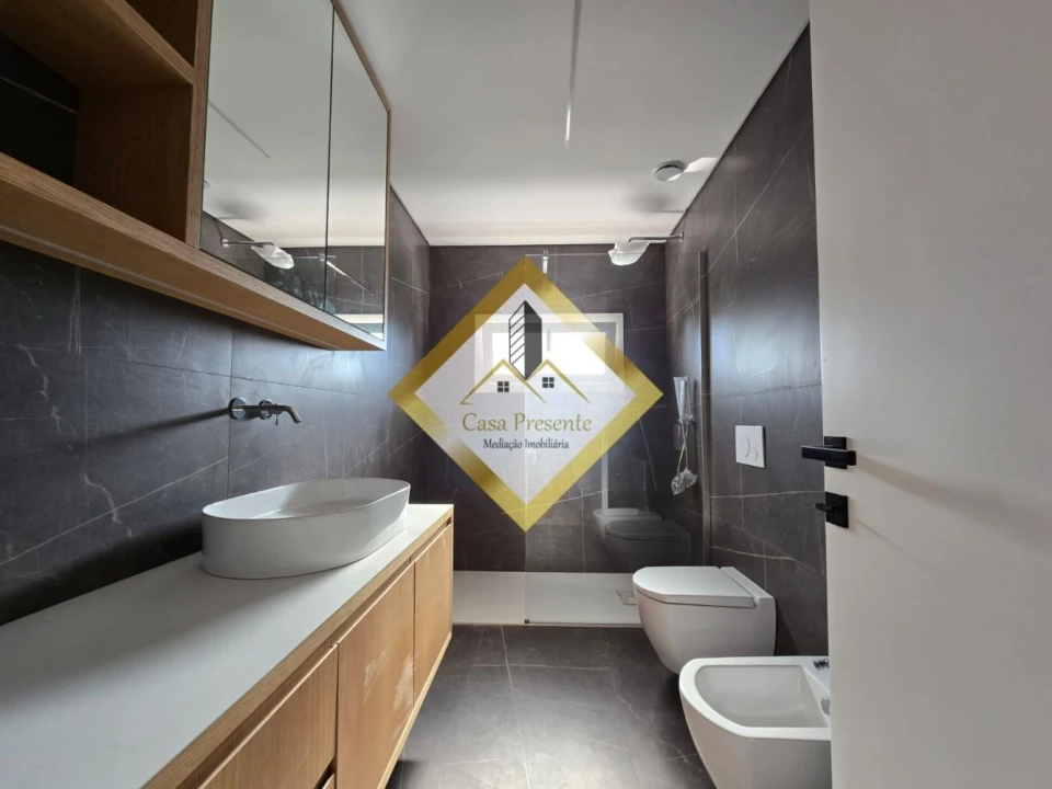 Apartamento T1 para Venda em Mafamude e Vilar do Paraíso Foto 10