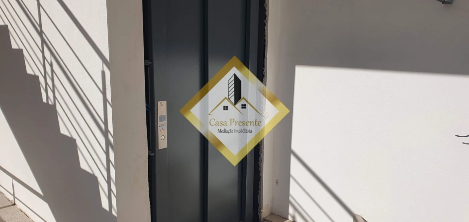 Apartamento T1 para Venda em Mafamude e Vilar do Paraíso Foto 21