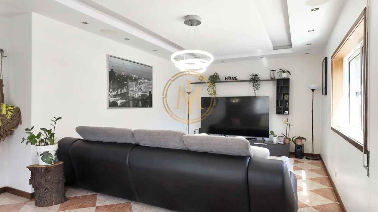 Moradia T4 para Venda em Grijó e Sermonde Foto 3