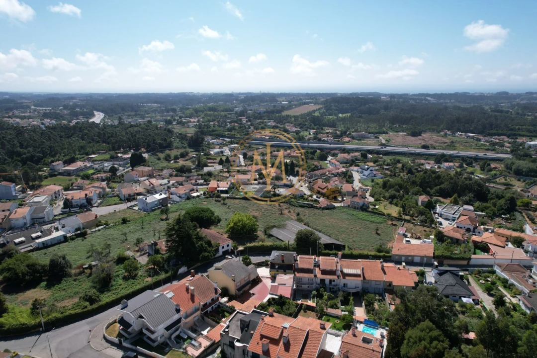 Moradia T4 para Venda em Grijó e Sermonde Foto 39