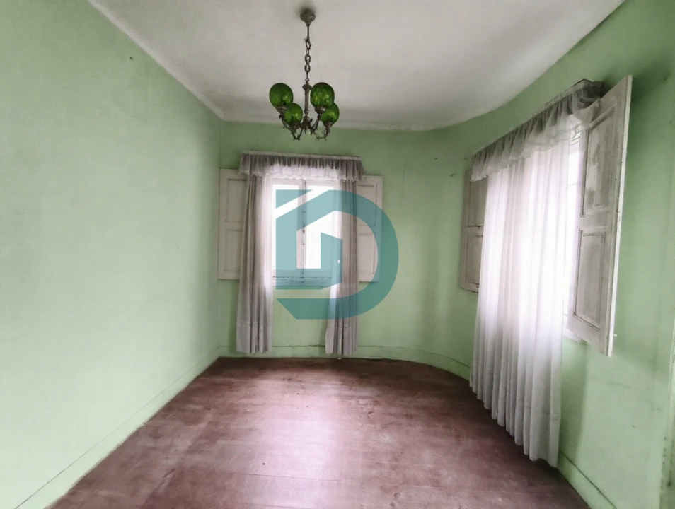 Moradia T4 para Venda em Arvore Foto 2