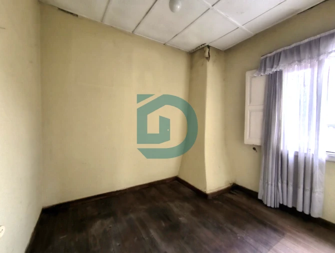 Moradia T4 para Venda em Arvore Foto 8