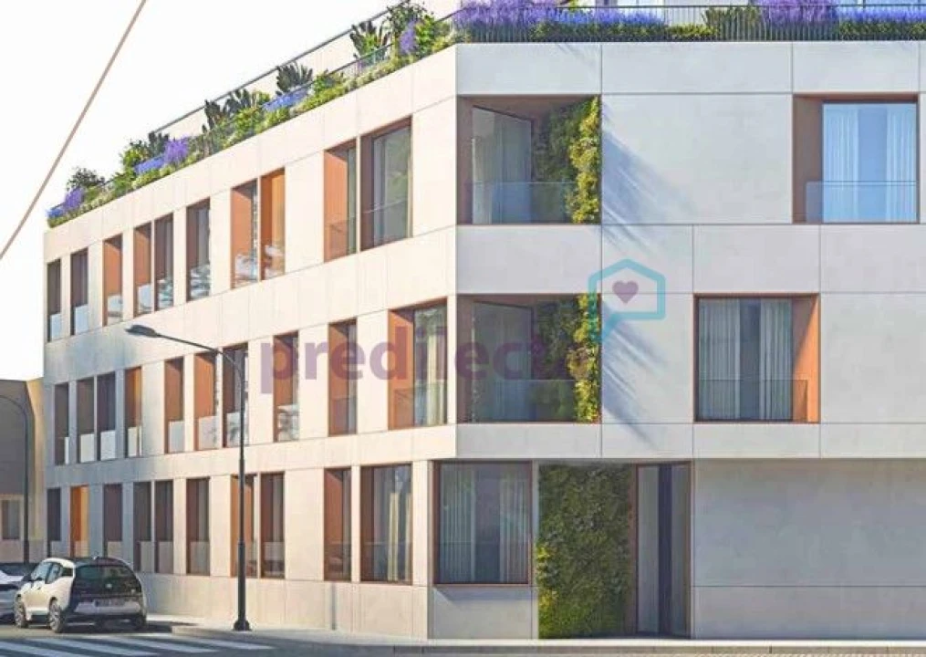 Apartamento T2 para Venda em Ramalde Foto 12