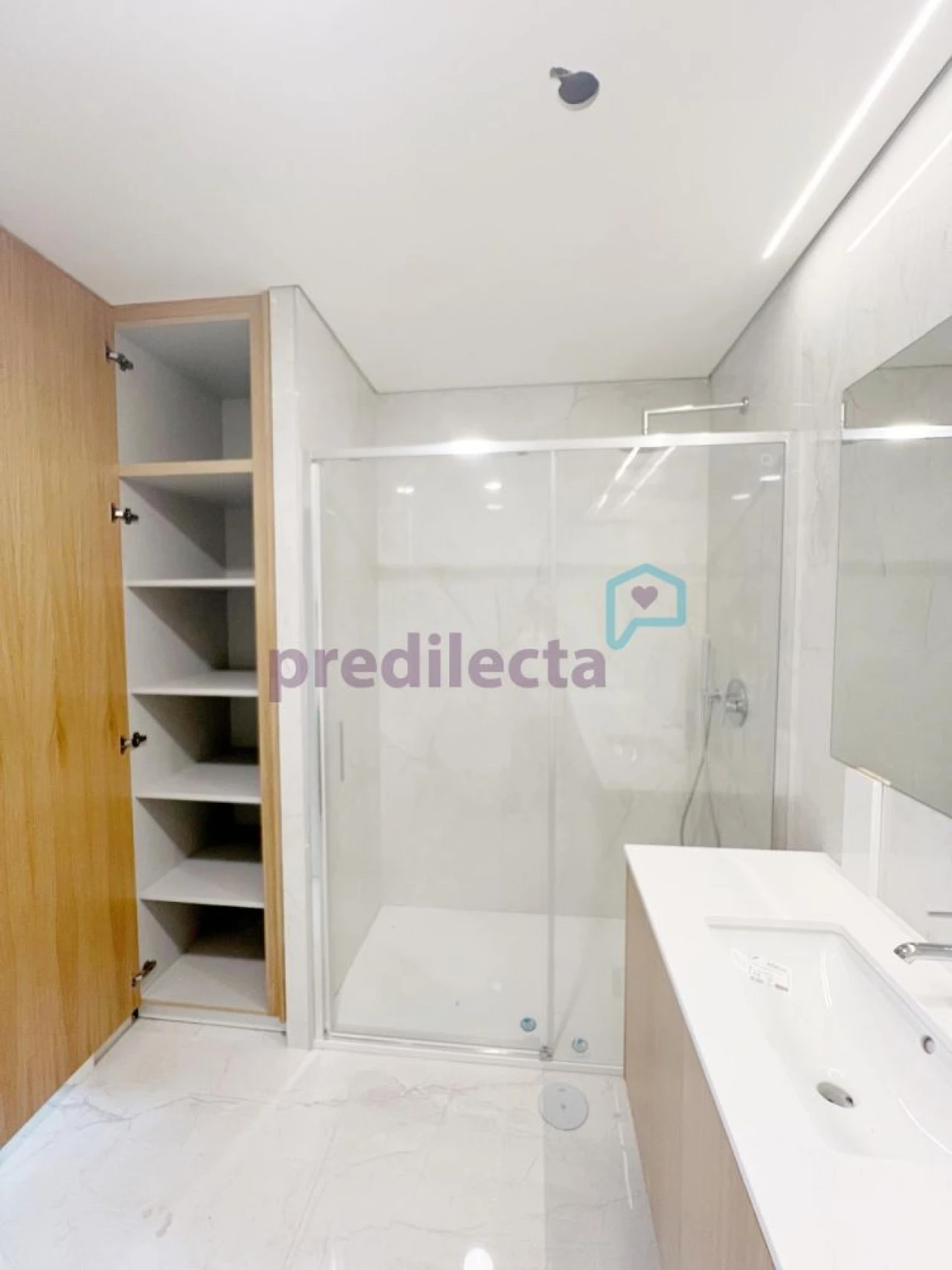 Apartamento T3 para Venda em Cedofeita, Santo Ildefonso, Sé, Miragaia, São Nicolau e Vitória Foto 23