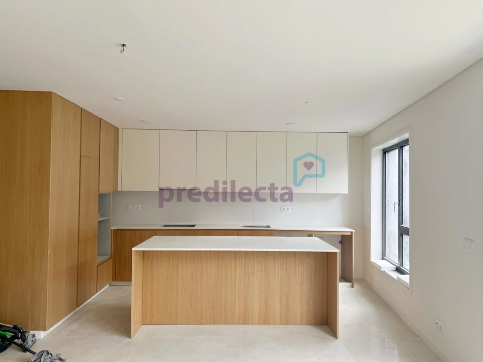 Apartamento T3 para Venda em Cedofeita, Santo Ildefonso, Sé, Miragaia, São Nicolau e Vitória Foto 4