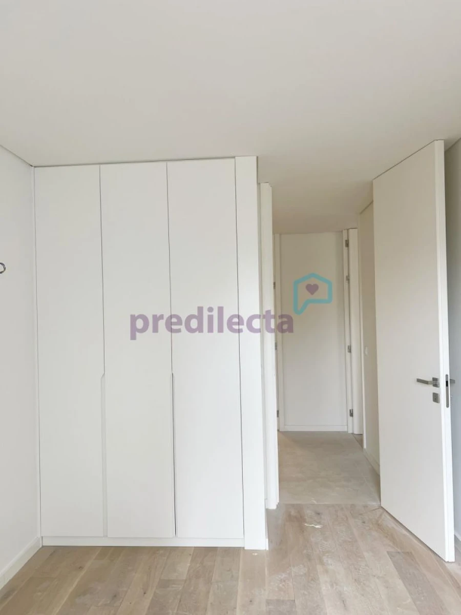 Apartamento T3 para Venda em Cedofeita, Santo Ildefonso, Sé, Miragaia, São Nicolau e Vitória Foto 9