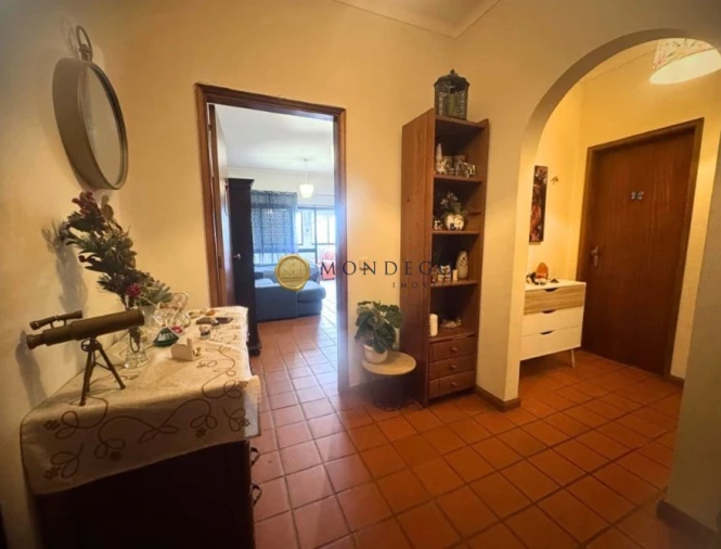 Apartamento T2 para Venda em Santo Antonio dos Olivais Foto 10