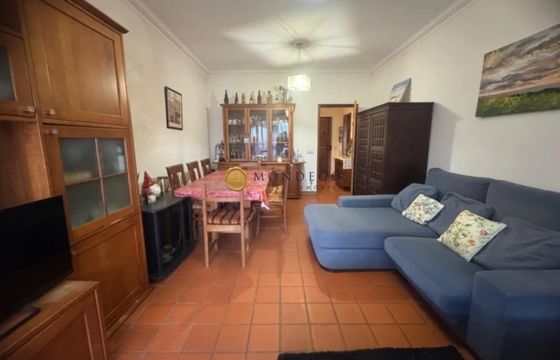 Apartamento T2 para Venda em Santo Antonio dos Olivais Foto 5