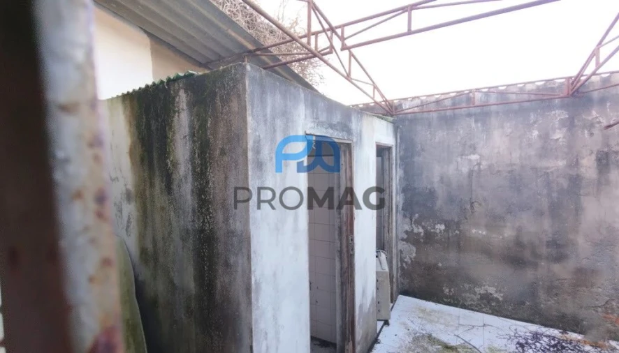 Loja para Venda em Gulpilhares e Valadares Foto 13