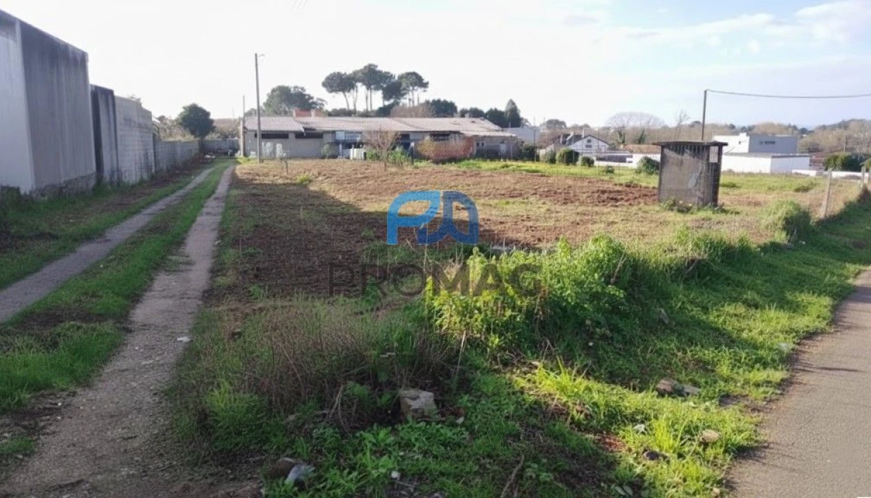 Loja para Venda em Gulpilhares e Valadares Foto 2