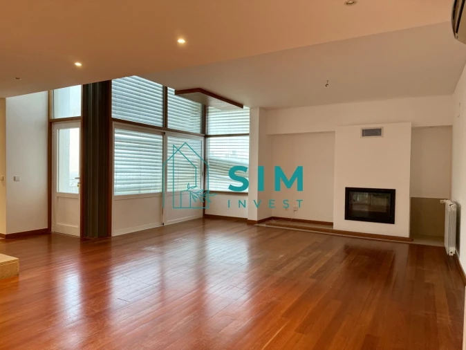 Moradia T3 para Venda em Sesimbra (Castelo) Foto 5