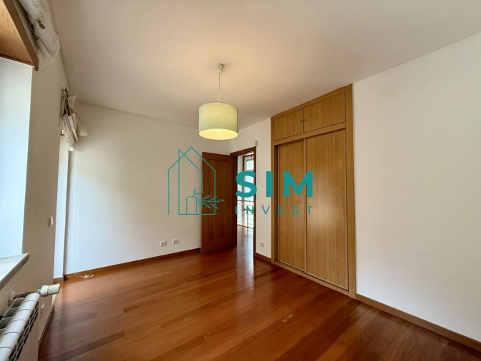 Moradia T3 para Venda em Sesimbra (Castelo) Foto 29