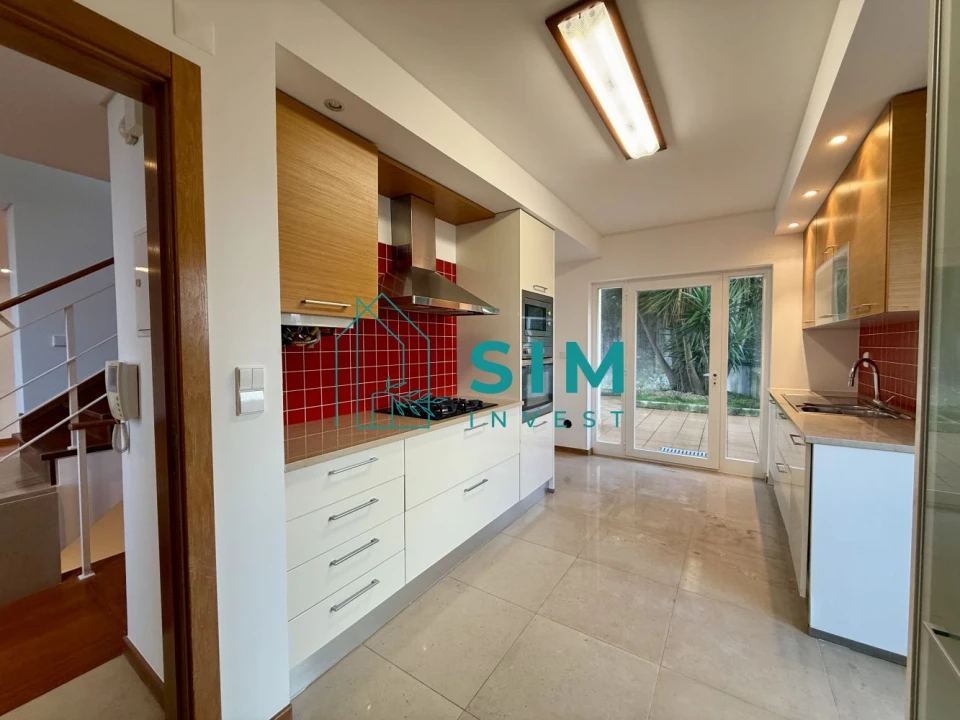 Moradia T3 para Venda em Sesimbra (Castelo) Foto 14