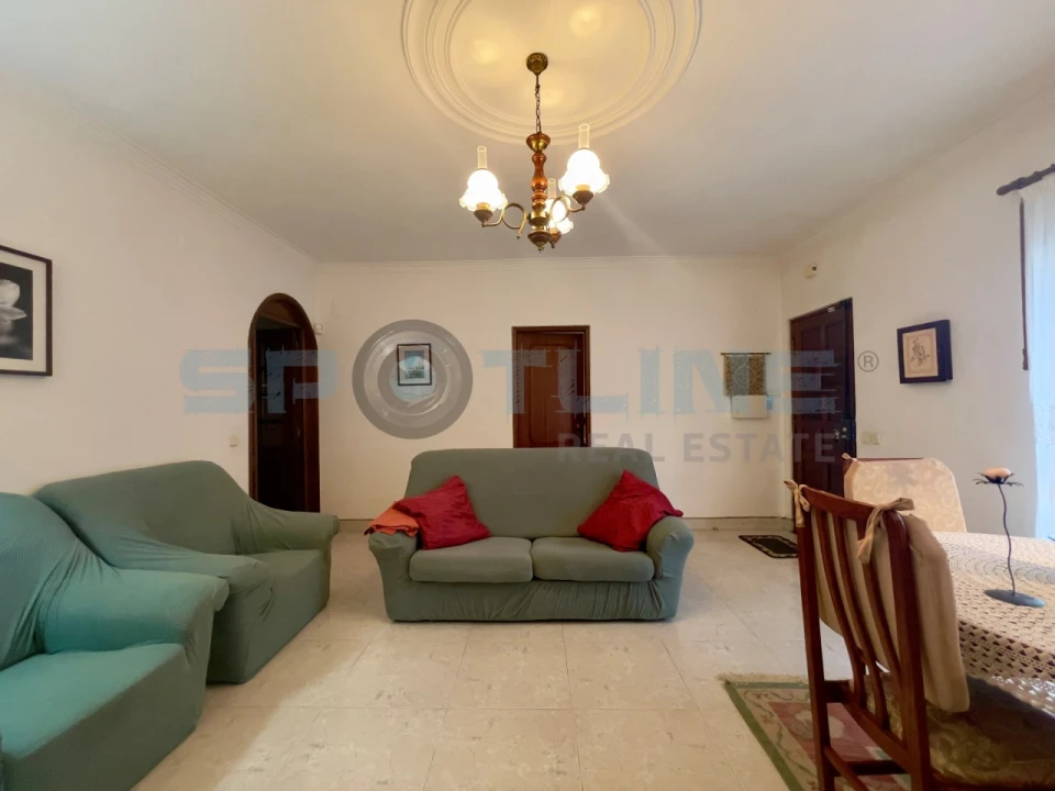 Moradia T6 para Venda em Quinta do Conde Foto 9