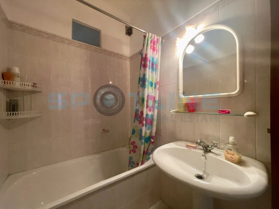 Moradia T6 para Venda em Quinta do Conde Foto 45