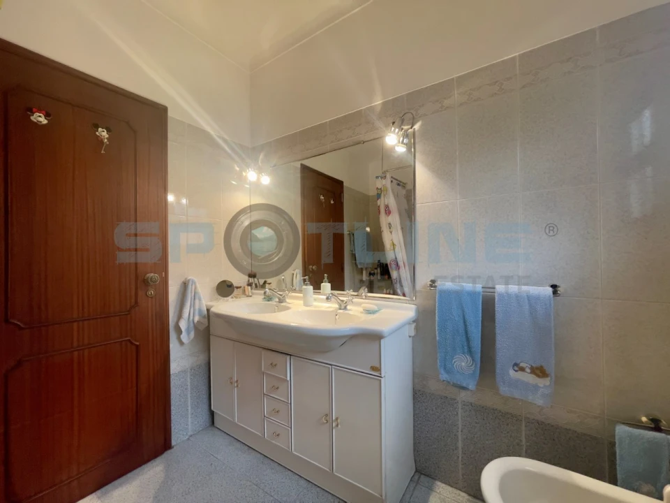 Moradia T6 para Venda em Quinta do Conde Foto 42