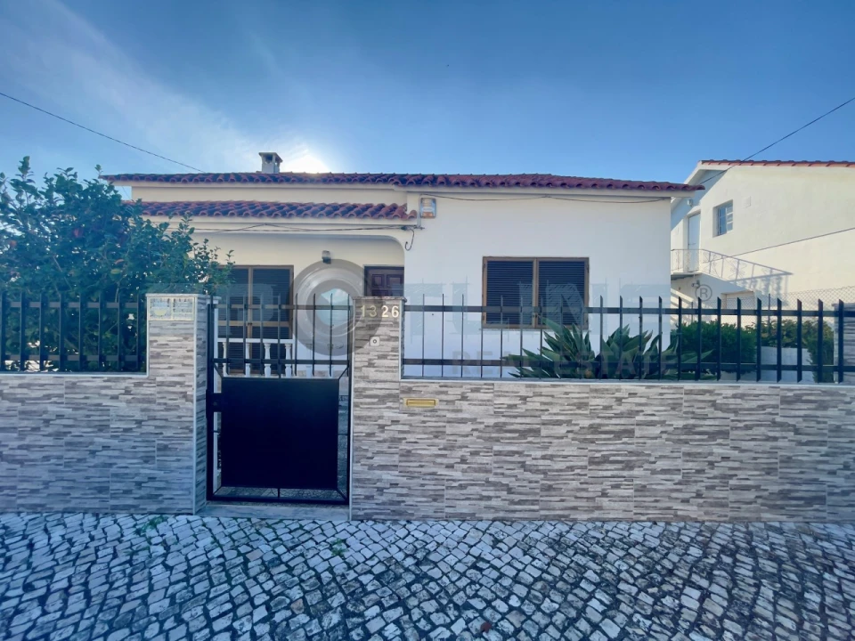 Moradia T6 para Venda em Quinta do Conde Foto 2