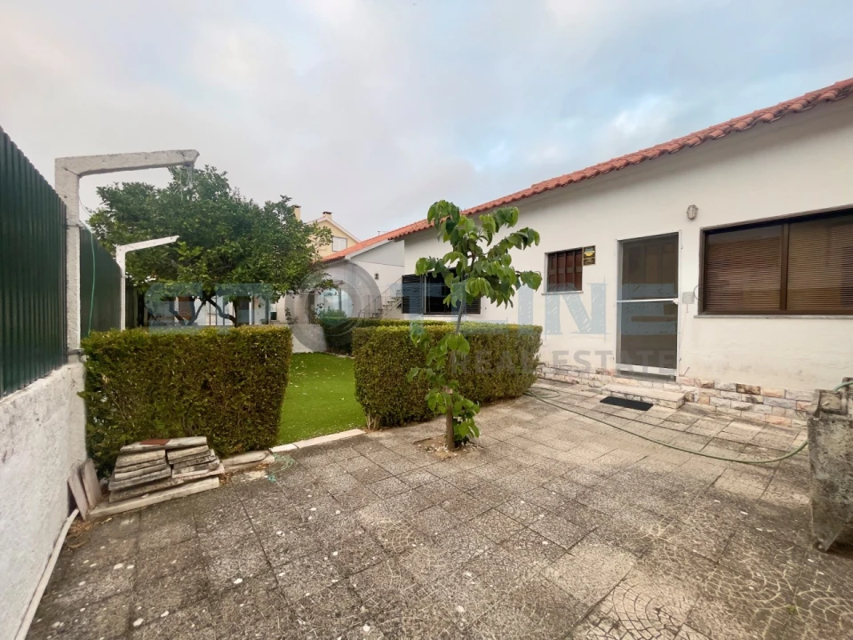 Moradia T6 para Venda em Quinta do Conde Foto 76