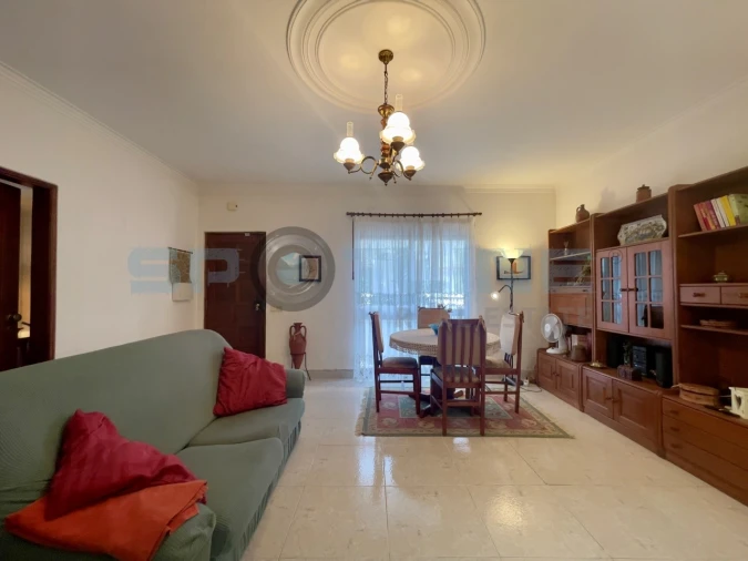 Moradia T6 para Venda em Quinta do Conde Foto 10