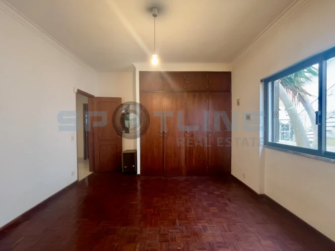 Moradia T6 para Venda em Quinta do Conde Foto 30