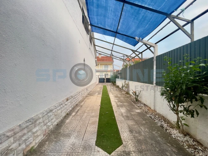 Moradia T6 para Venda em Quinta do Conde Foto 73