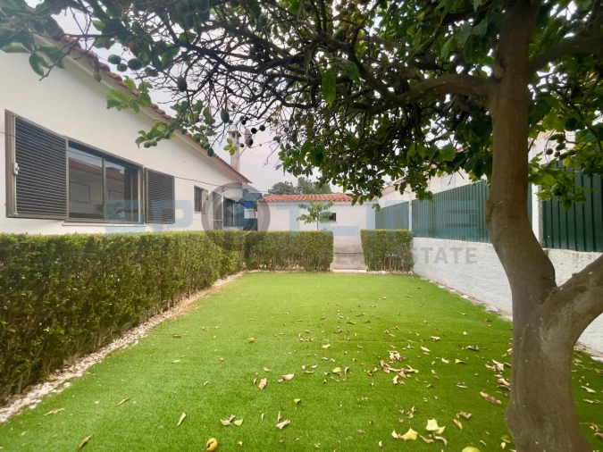 Moradia T6 para Venda em Quinta do Conde Foto 78