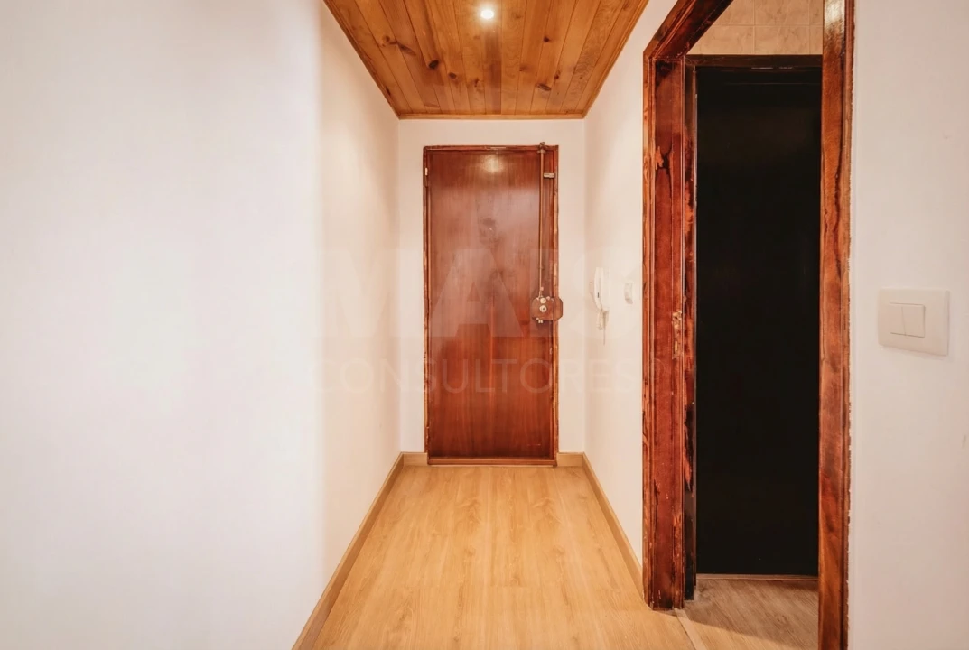 Apartamento T3 para Venda em Santo António dos Cavaleiros e Frielas Foto 2