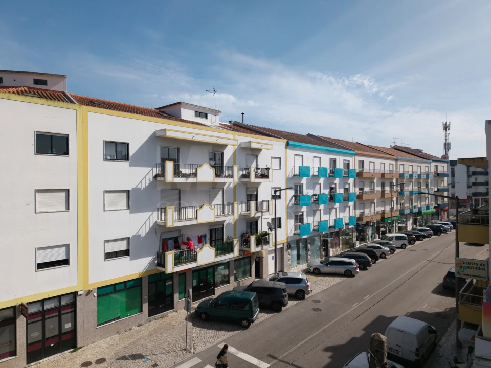 Apartamento T4 para Venda em Nossa Senhora do Pópulo, Coto e São Gregório Foto 1