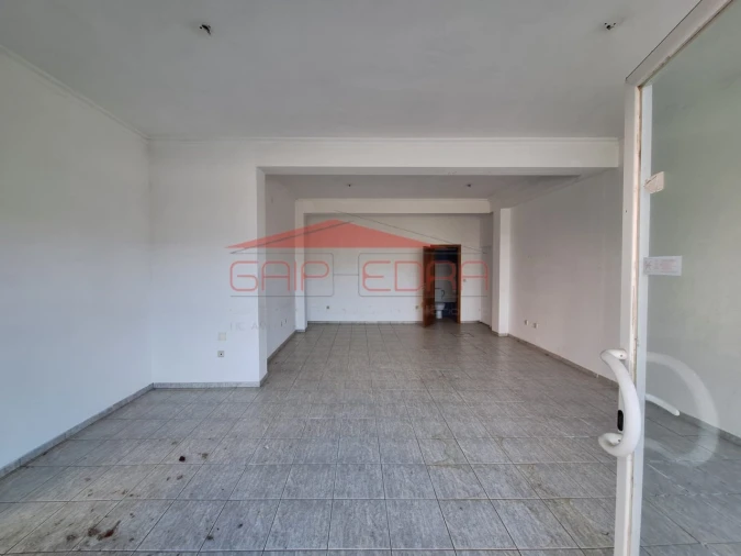 Loja para Venda em Armamar Foto 7