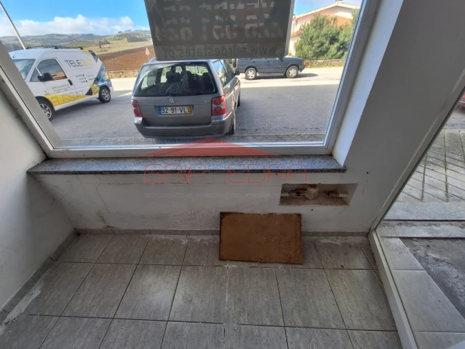 Loja para Venda em Armamar Foto 9