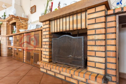 Moradia T5 para Venda em Fernao Ferro