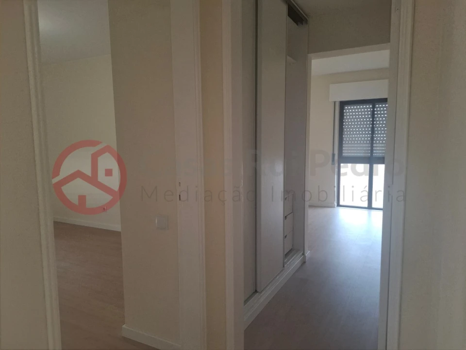 Apartamento T2 para Venda em Algueirão-Mem Martins Foto 12