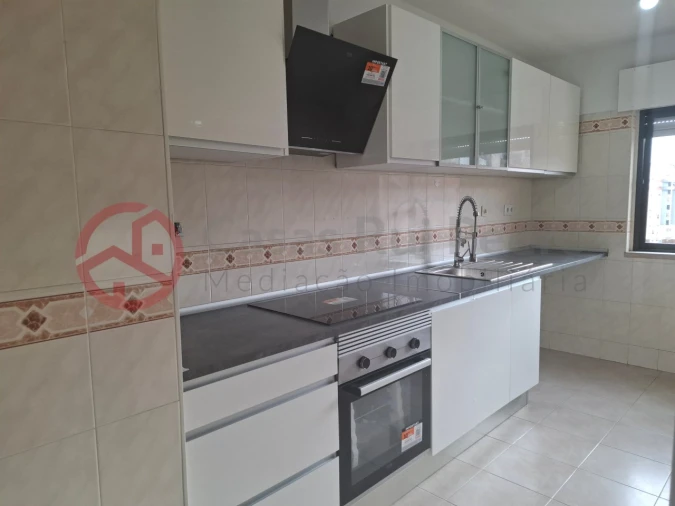 Apartamento T2 para Venda em Algueirão-Mem Martins