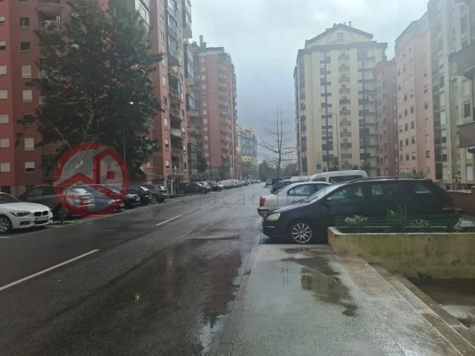 Apartamento T2 para Venda em Algueirão-Mem Martins Foto 24