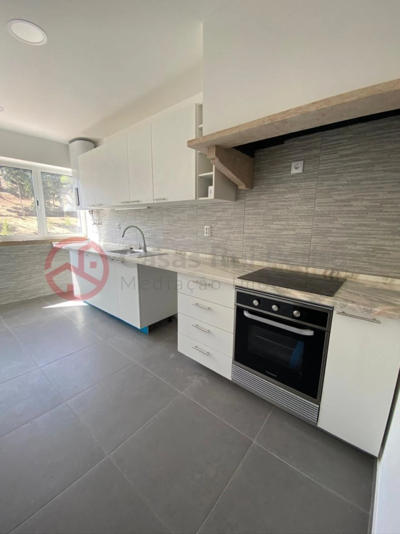 Apartamento T2 para Venda em Sesimbra (Santiago) Foto 1