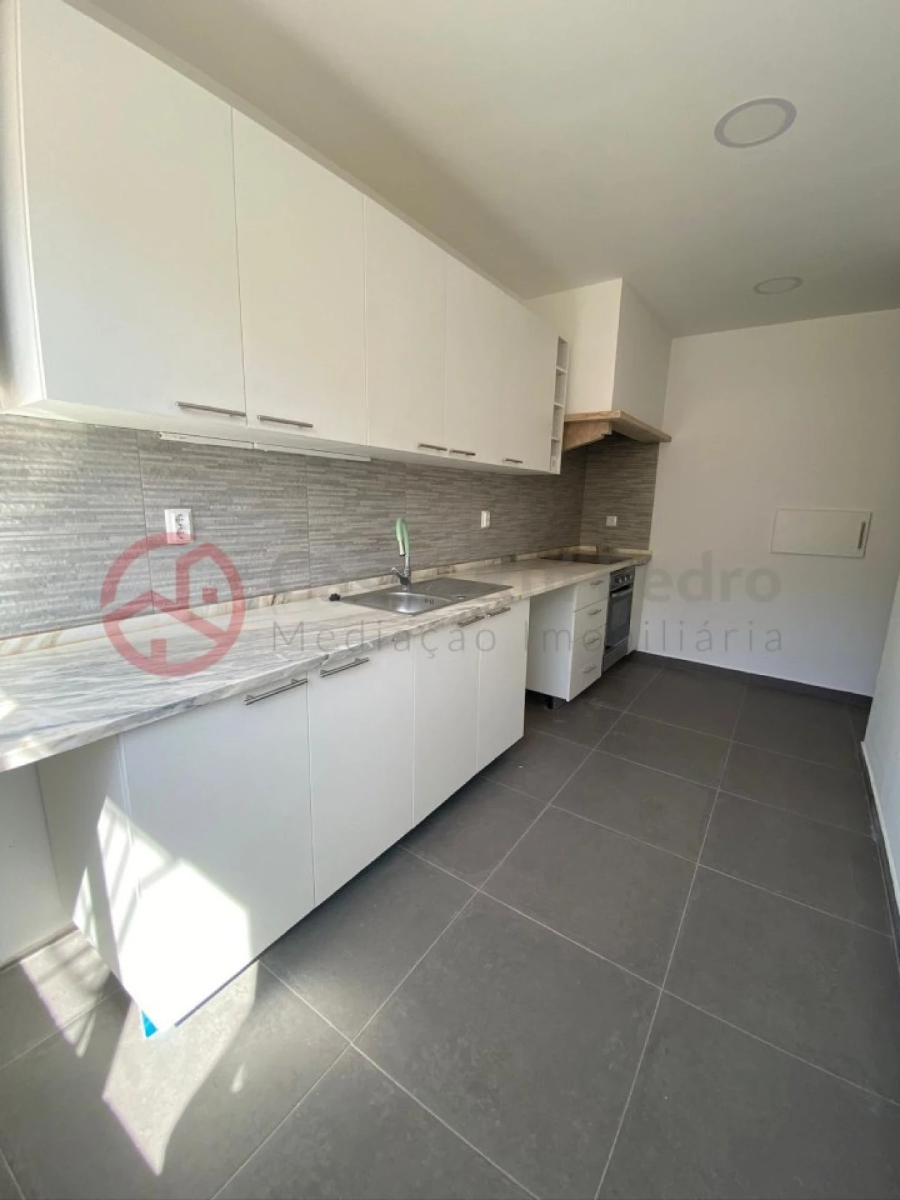 Apartamento T2 para Venda em Sesimbra (Santiago) Foto 2