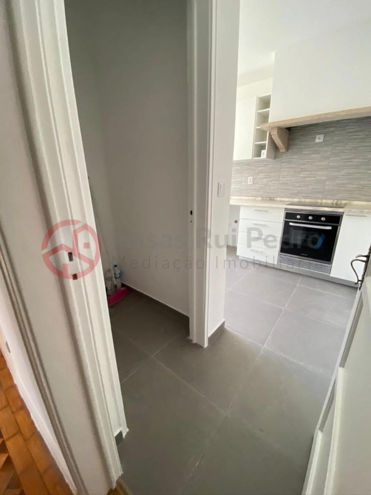 Apartamento T2 para Venda em Sesimbra (Santiago) Foto 4