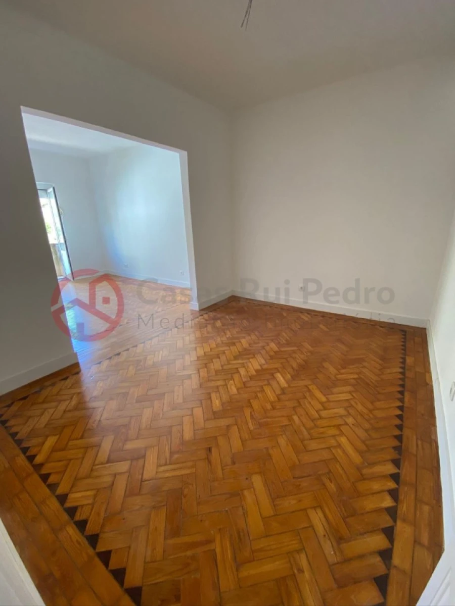 Apartamento T2 para Venda em Sesimbra (Santiago) Foto 7