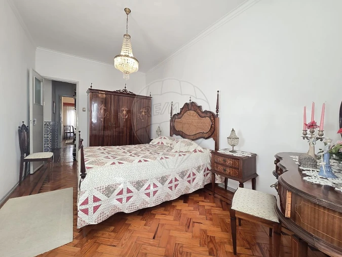 Apartamento T3 para Venda em Massamá e Monte Abraão Foto 8