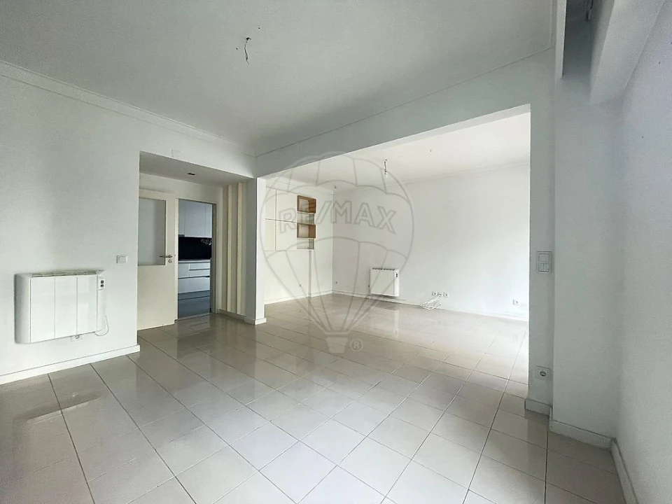 Apartamento T3 para Venda em Carnaxide e Queijas Foto 10