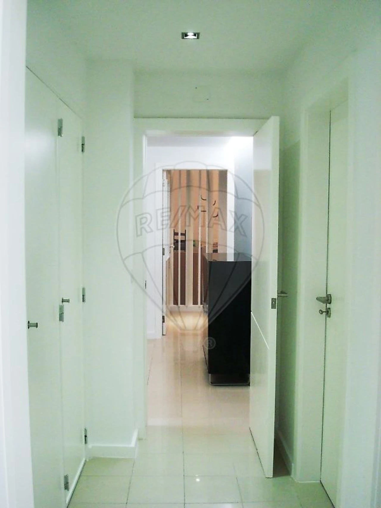 Apartamento T3 para Venda em Carnaxide e Queijas Foto 3