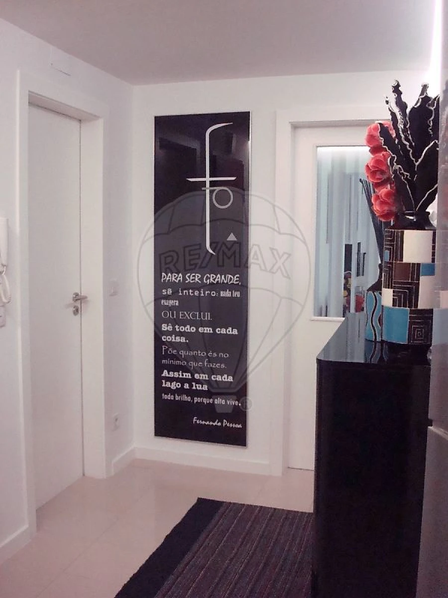 Apartamento T3 para Venda em Carnaxide e Queijas Foto 8