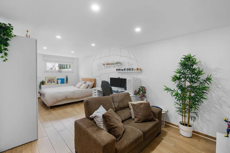 Moradia T2 para Venda em Amora Foto 14