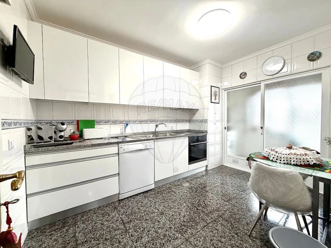 Apartamento T3 para Venda em Gulpilhares e Valadares Foto 24