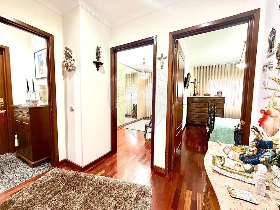 Apartamento T3 para Venda em Gulpilhares e Valadares Foto 31