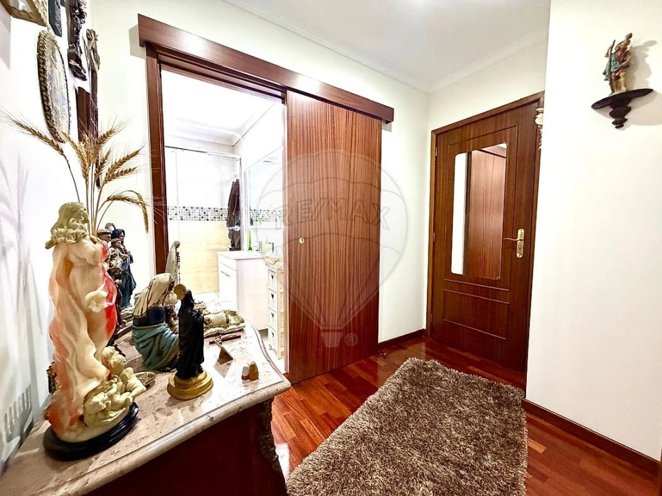 Apartamento T3 para Venda em Gulpilhares e Valadares Foto 29