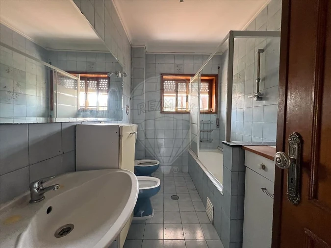 Apartamento T3 para Venda em Serzedo e Perosinho Foto 7