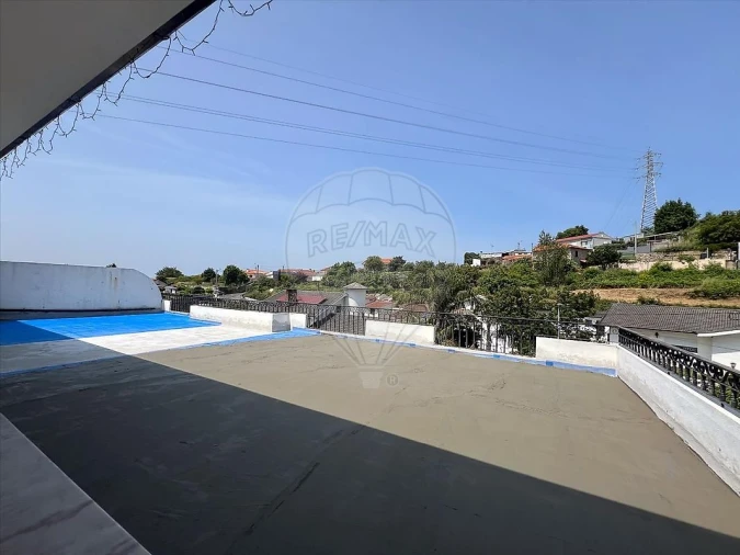 Apartamento T3 para Venda em Serzedo e Perosinho Foto 12