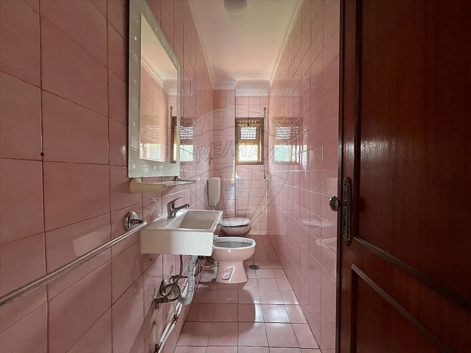 Apartamento T3 para Venda em Serzedo e Perosinho Foto 5